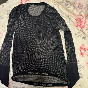 Lululemon Swiftly Tech Long Sleeve